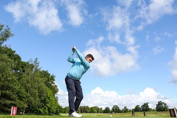 Blue Sky sponsors local professional golfer Jacob Hunter